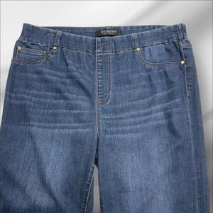 LIVERPOOL Women’s 12/31 PULL ON Capri Length Blue Jeans